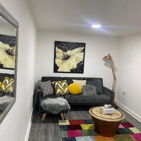 The Wells Apartment 2 Бирмингем Экстерьер фото